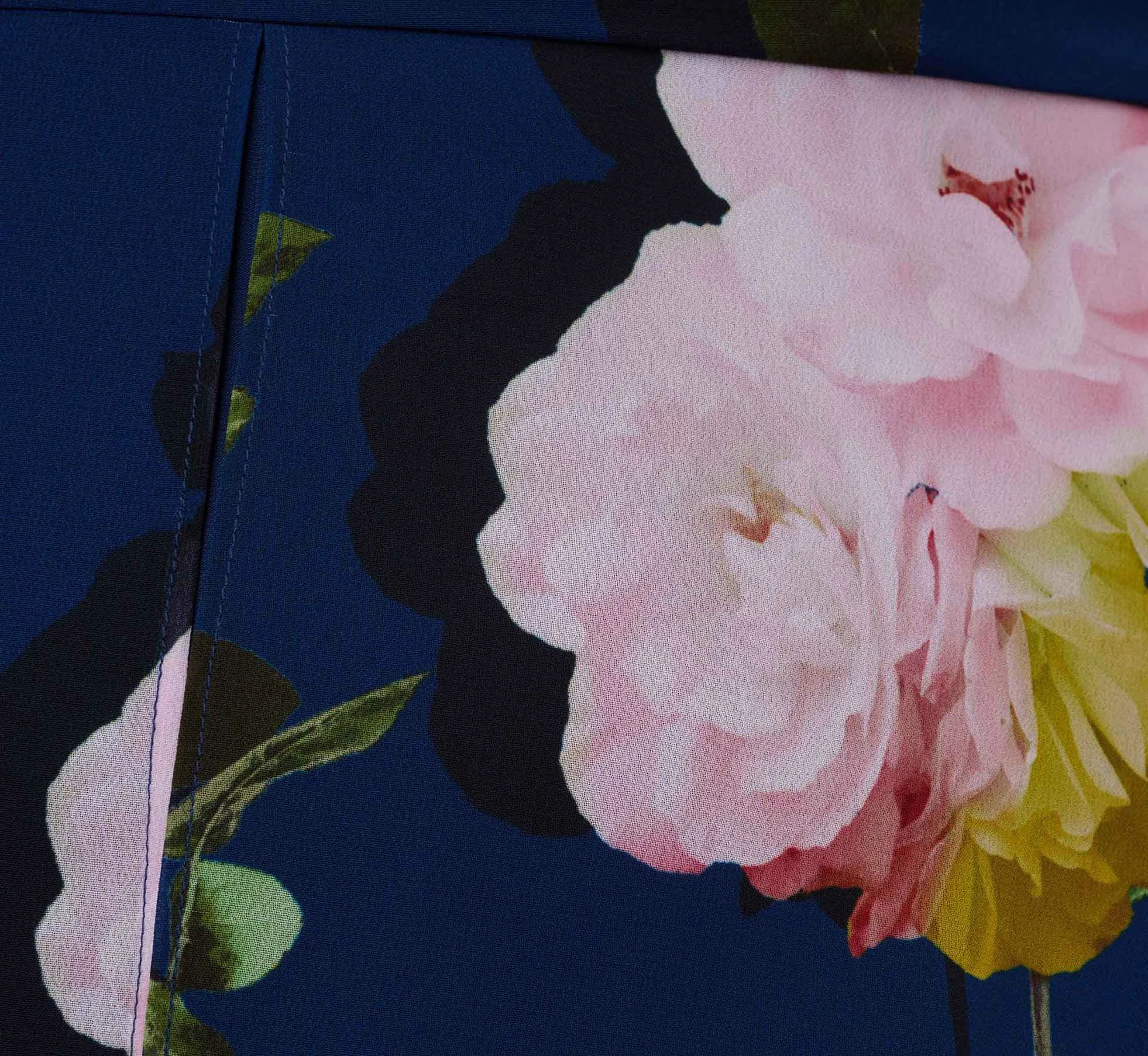 Adrianna Papell Plus Size Floral Print Chiffon Cropped Jumpsuit In Navy Multi 6 Adrianna Papell Plus Size Floral Print Chiffon Cropped Jumpsuit In Navy Multi - Image 6