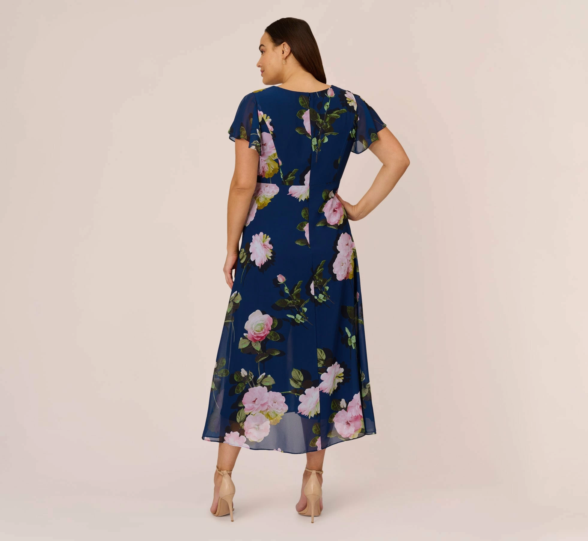 Adrianna Papell Plus Size Floral Print Chiffon Cropped Jumpsuit In Navy Multi 4 Adrianna Papell Plus Size Floral Print Chiffon Cropped Jumpsuit In Navy Multi - Image 4